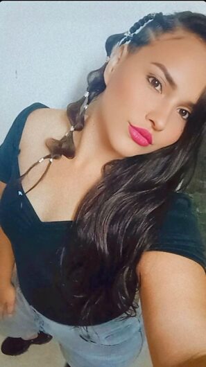 ANGIE SCORT Y MASAJISTA
