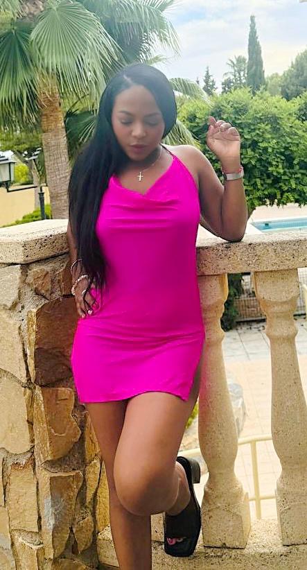 PAOLA SCORT Y MASAJISTA MURCIA