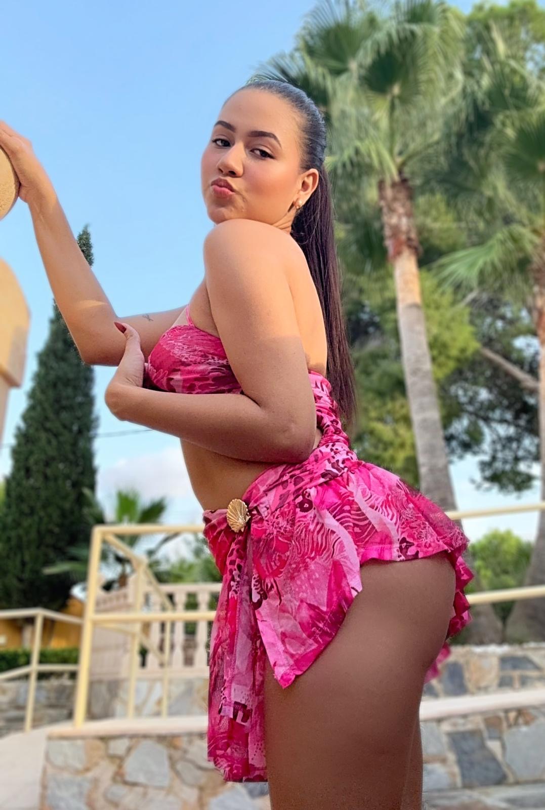 DAYANA ESCORT Y MASAJISTA