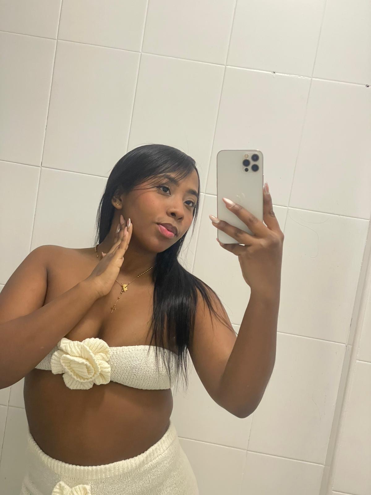 SOFIA ESCORT Y MASAJISTA