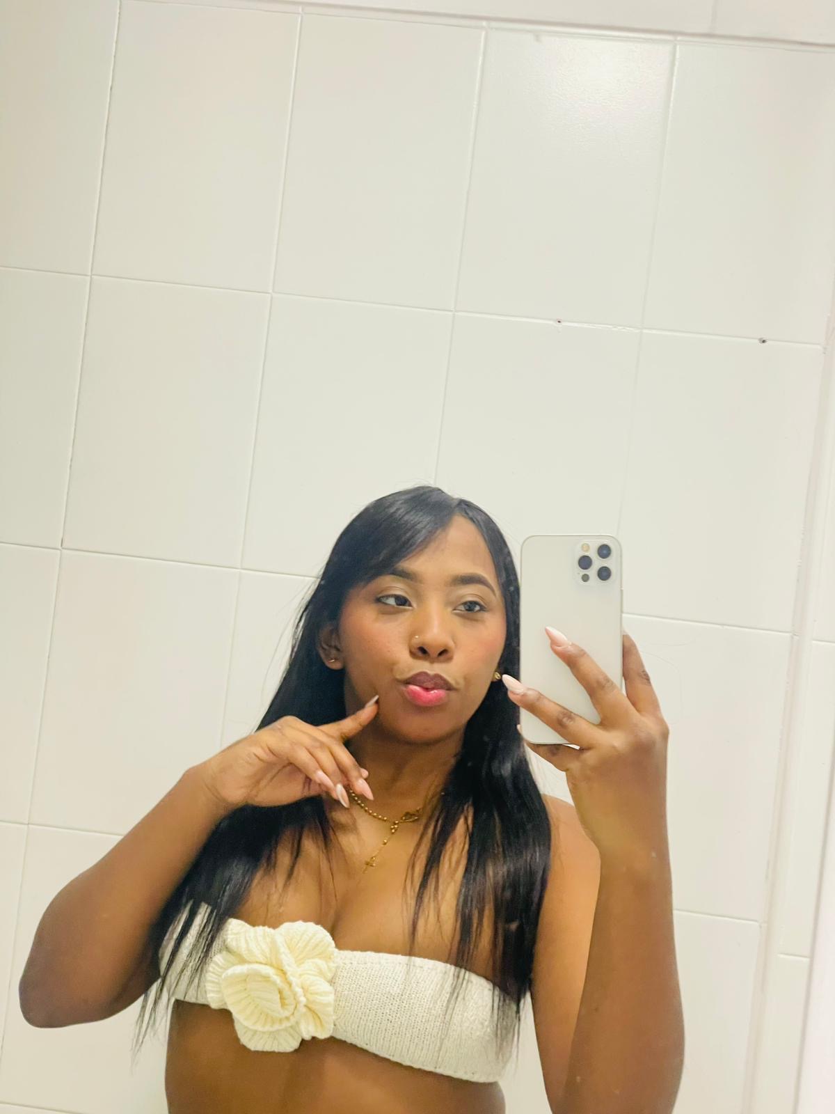 SOFIA ESCORT Y MASAJISTA