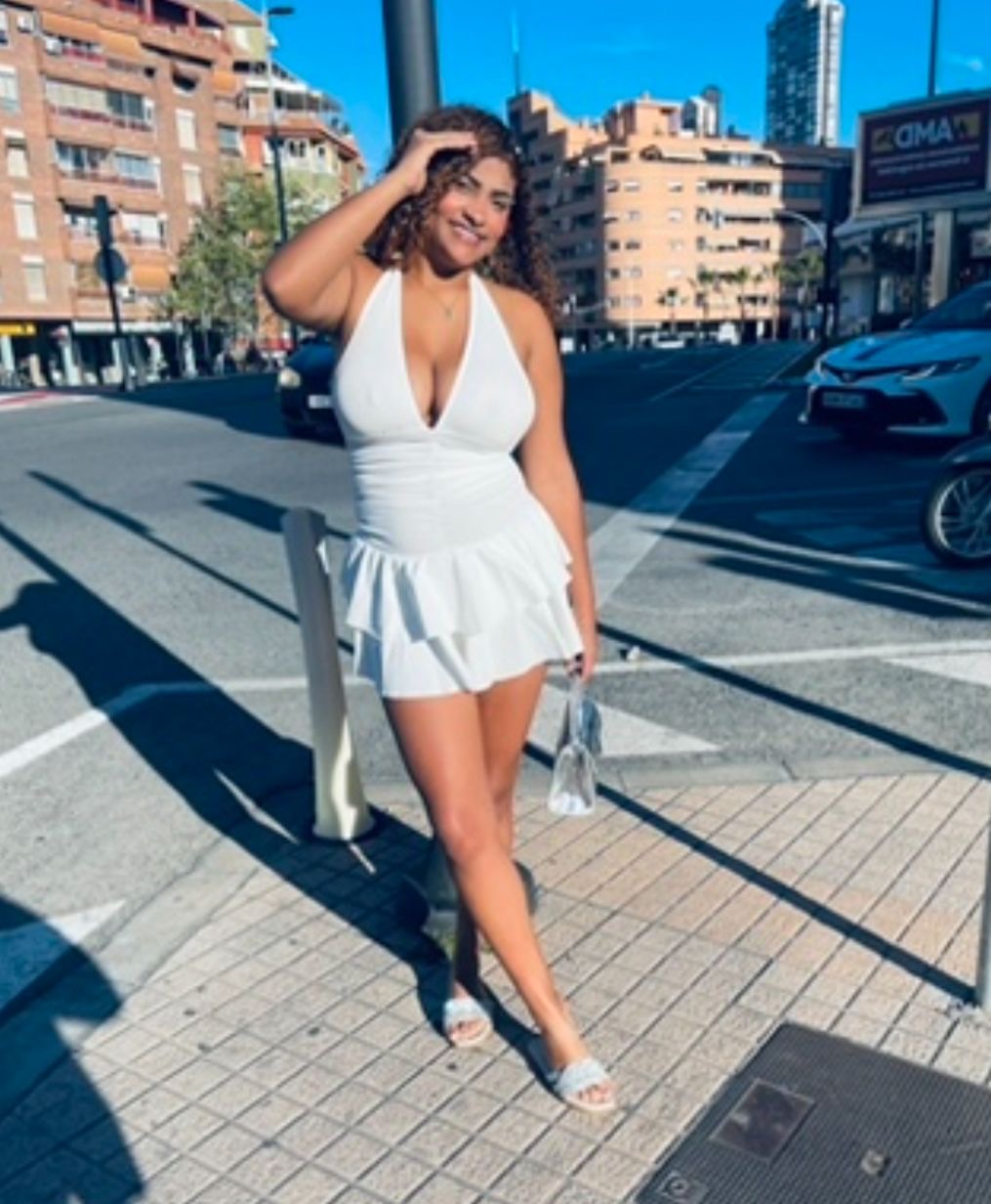 VALERY ESCORT Y MASAJISTA