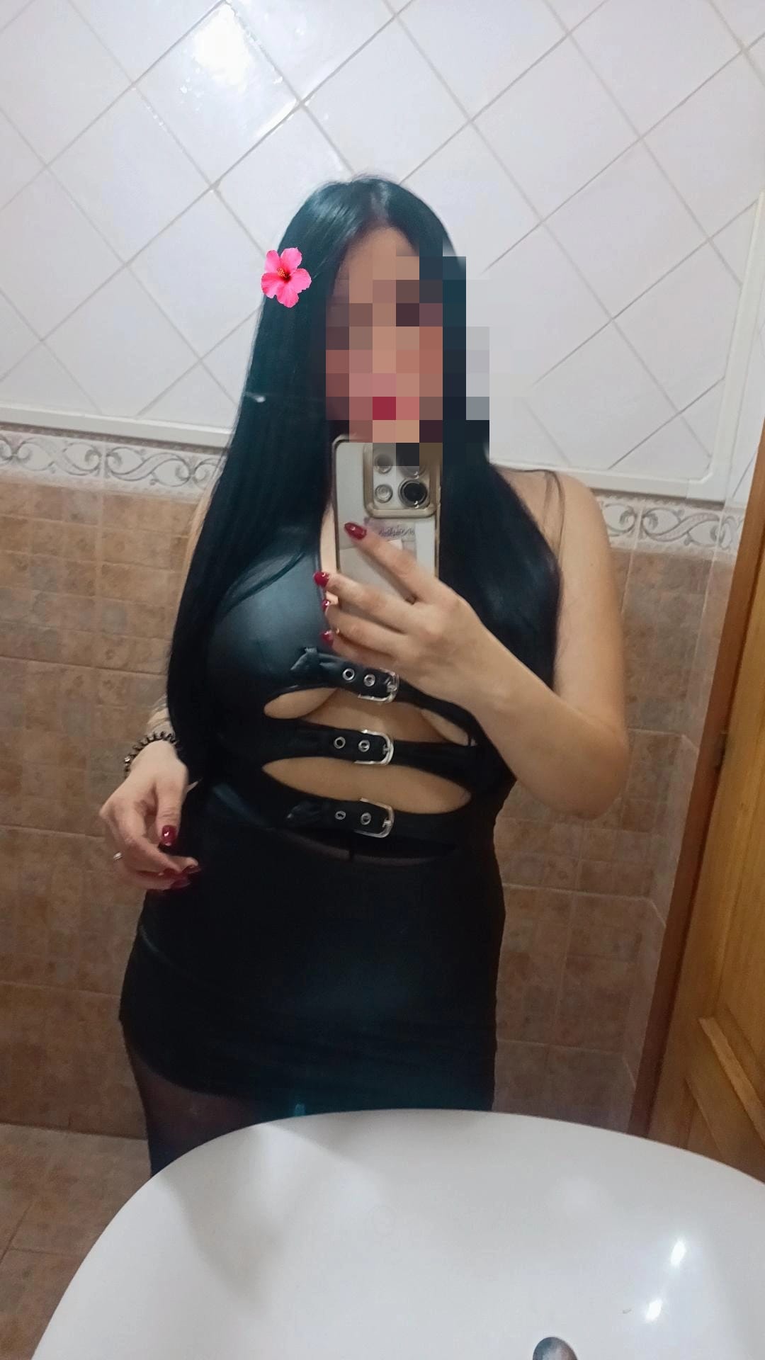 ABRIL ESCORT Y MASAJISTA