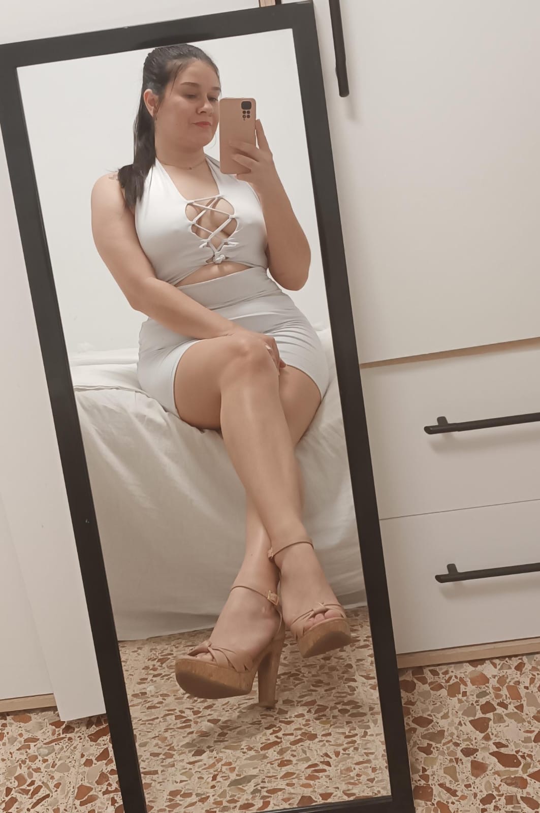 JHOANA ESCORT Y MASAJISTA EN MOLINA DE SEGURA