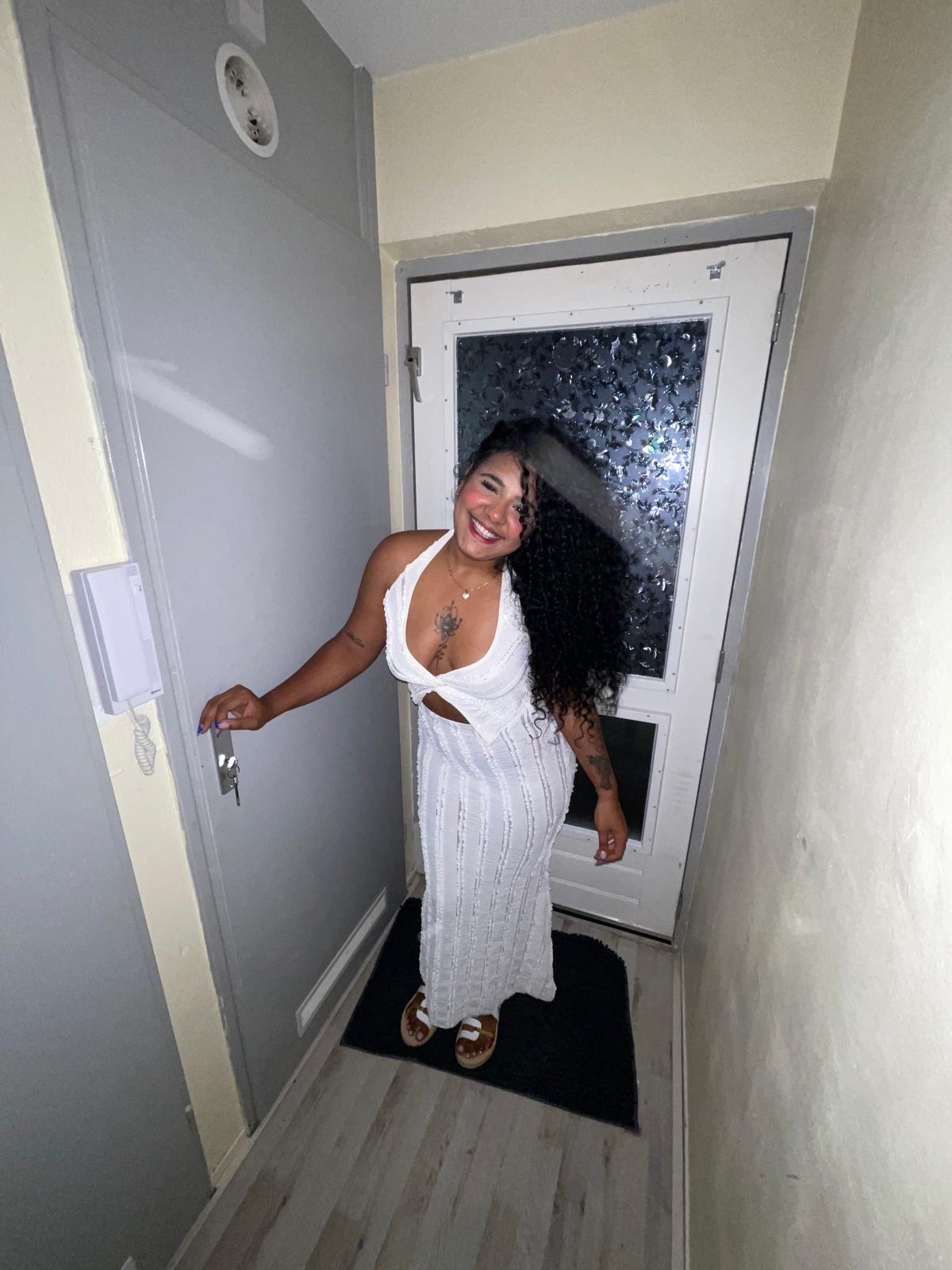 PAMELA ESCORT Y MASAJISTA